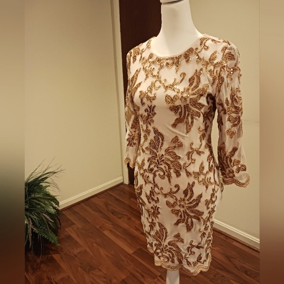 TFNC London Sequin Cocktail MiniDress Size 12 - Picture 2 of 10